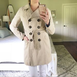 Camel Trench Coat size Small 🧥